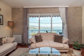 TV connectée, cheminée