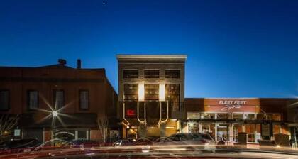 Wonderful and Stylish Place in Lawrenceville