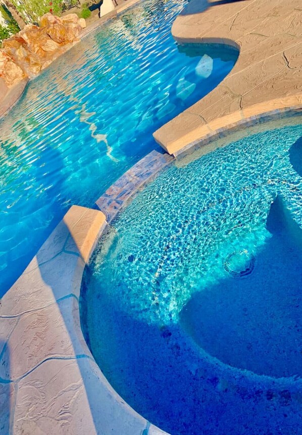 Outdoor pool, a heated pool