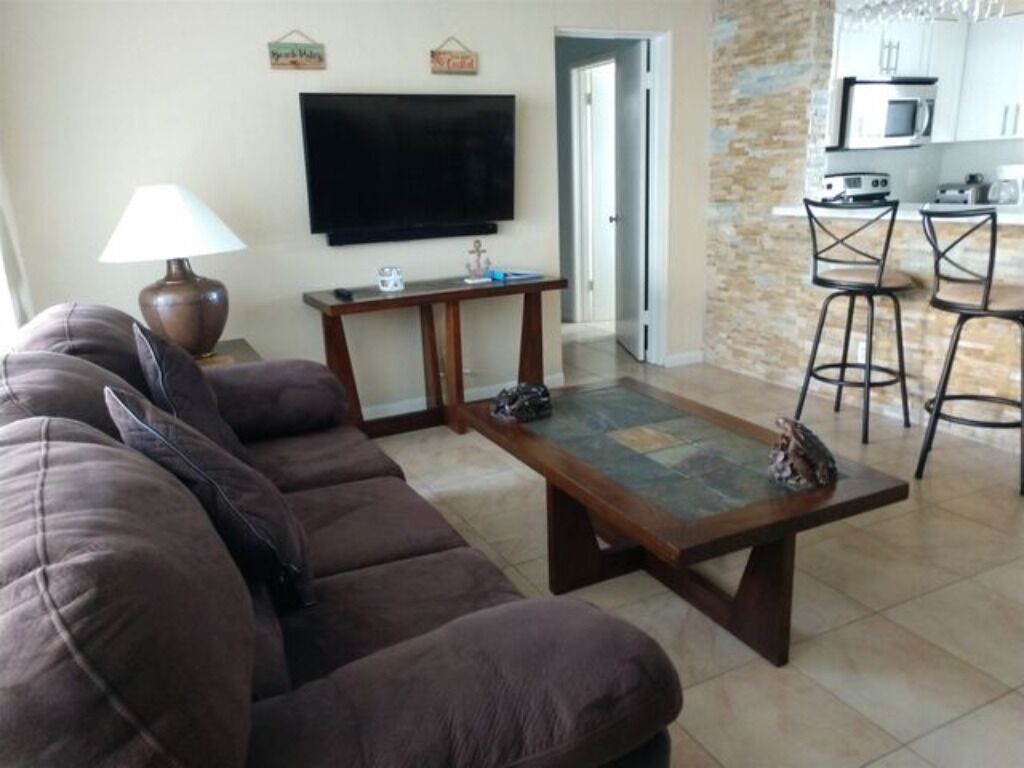 One Bedroom Apartment #110