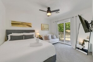 5 bedrooms, desk, iron/ironing board, WiFi