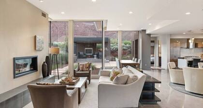 Modern Desert Home w/ Private Backyard