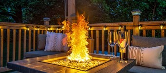 Boho Hideaway w/ Hot Tub & Sauna! 