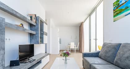Pure Relax - Large terrace and Solarium By LVH