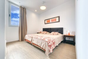 2 bedrooms, desk, iron/ironing board, travel cot