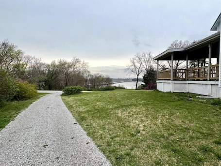 Property grounds. Riverview Orchard 1: Mississippi River & Dam View