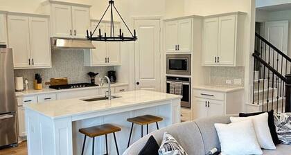 Newly Built Luxury Home Perfect for Big Families