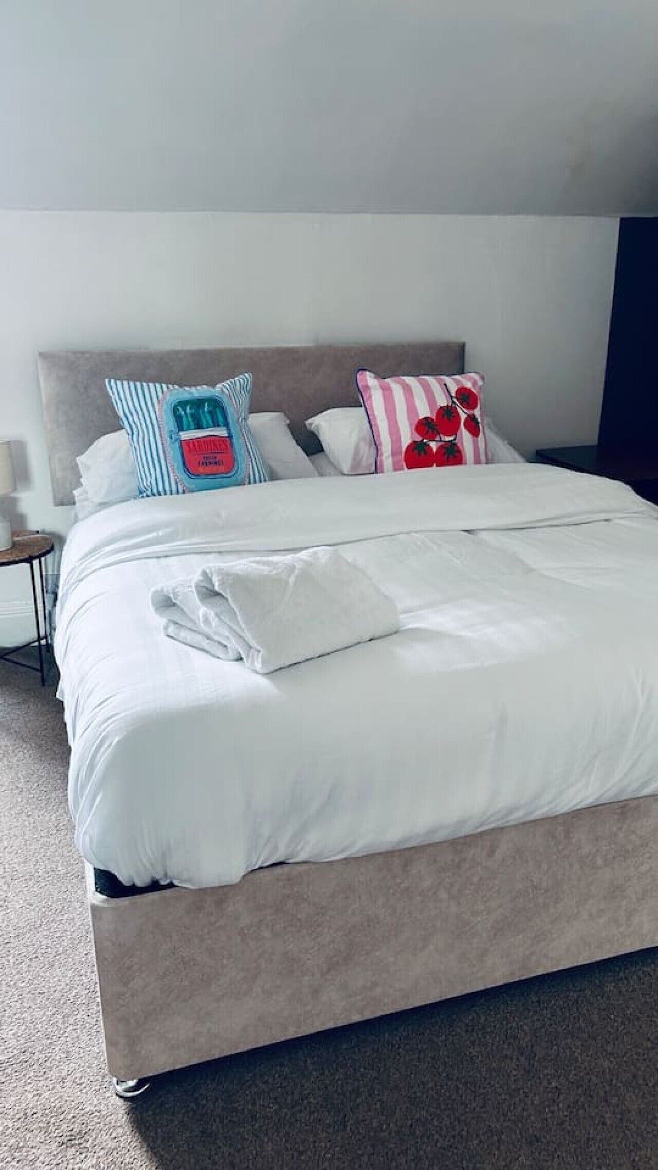 1 bedroom, desk, iron/ironing board, travel cot