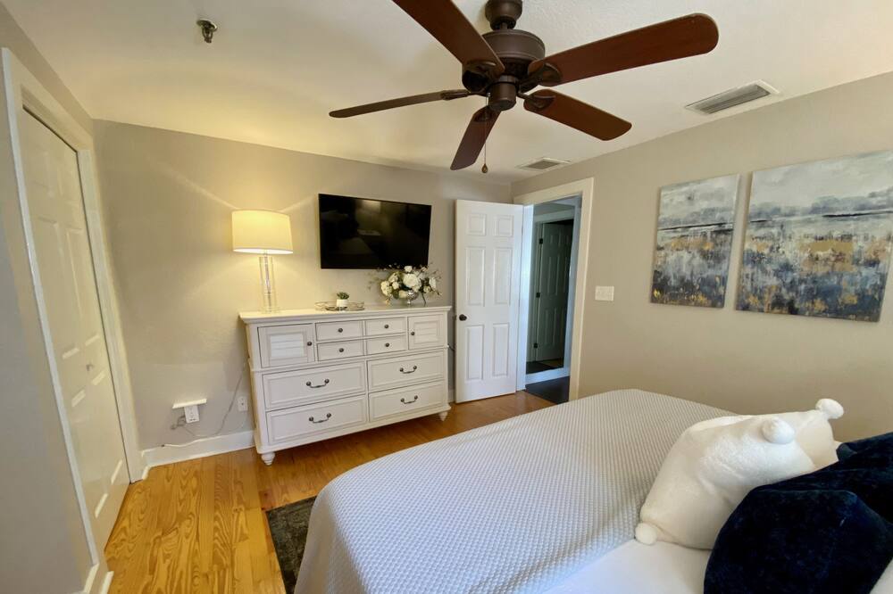 Safety Harbor Apartment