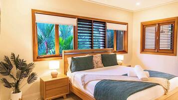 4 chambres, fer et planche à repasser, Wi-Fi, draps fournis