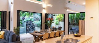 Villa Amalfi - Port Douglas