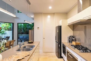 Fridge, microwave, oven, dishwasher