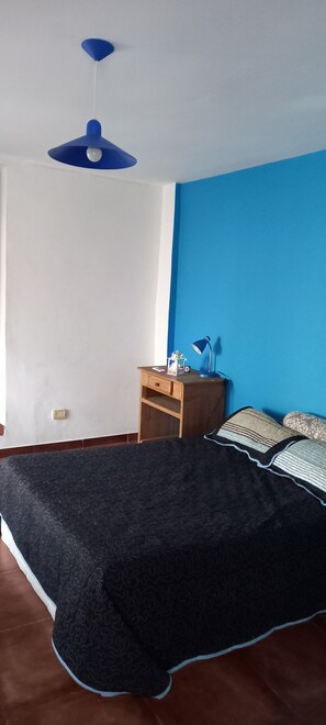 1 bedroom, WiFi, bed sheets - Dpto Económico Para Tres en Villa Ballester (Villa Ballester)