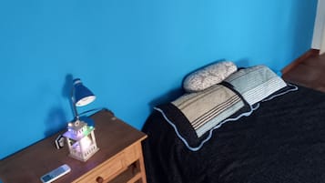 1 habitación, wifi y ropa de cama