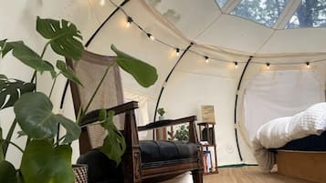 1 soverom, reiseseng for barn og sengetøy