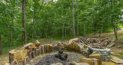 RV Pad w/Full Hookups, WiFi, & a Deck! Pet Friendly