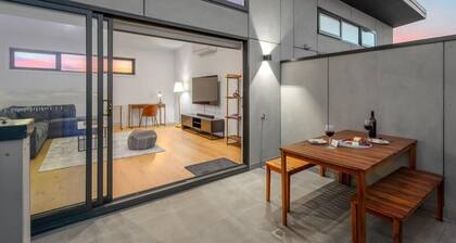 StayCentral - Brunswick Central Townhouse