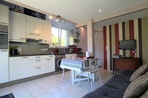 TV - Olhain - Saint-pee-sur-nivelle (SAINT-PEE-SUR-NIVELLE)