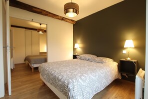 1 soveværelse, internetforbindelse