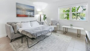 1 bedroom, WiFi - Sunny Fort Lauderdale Retreat (Fort Lauderdale)