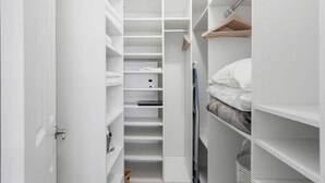 Interior - Sunny Fort Lauderdale Retreat (Fort Lauderdale)