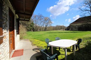 Outdoor dining - Chez Labourt - Barraute-camu (BARRAUTE-CAMU)