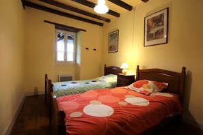 2 bedrooms, internet