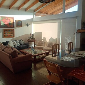 Living area - Country house in Casablanca Valley, Valparaiso
Close to many wineries (Casablanca)