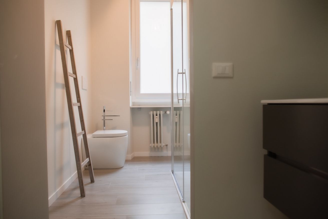 Doccia, asciugacapelli, bidet