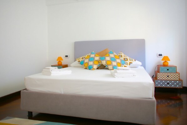 1 chambre, bureau, fer et planche Ă repasser, Wi-Fi