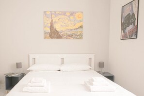 1 bedroom, iron/ironing board, WiFi