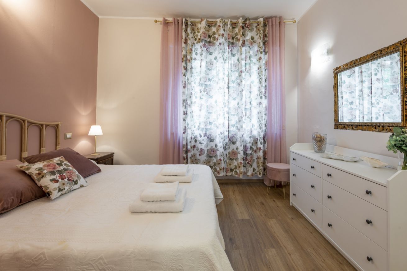 2 soverom, strykejern/-brett, wi-fi og sengetøy