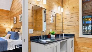 3 habitaciones, wifi gratis y ropa de cama