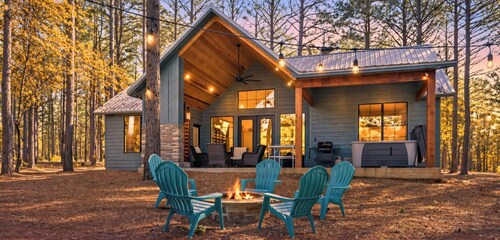 Secluded Cabin, Fire Pit, Outdoor Games, Hot Tub