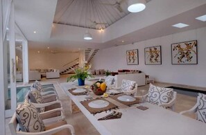 Dining - Kutus Kutus Canggu Villa Resort - 2 bedroom pool (Bali)