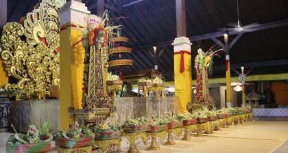 Griya Taksu Guest House - Queen Size Bedroom