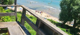 Luxe Lodges on Lake Erie ~ Moonstone ~ Beach House