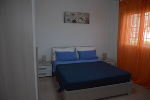 2 slaapkamers, een strijkplank/strijkijzer, wifi, beddengoed