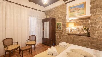 2 sovrum, strykjärn/strykbräda, wi-fi och sängkläder