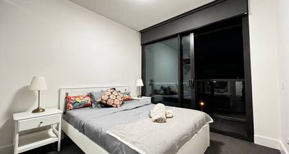 Lovely 2 bedroom APT in centre of Sydney Olympic Park