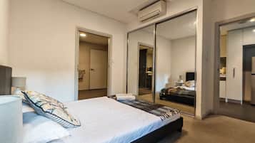 1 bedroom, iron/ironing board, WiFi, bed sheets