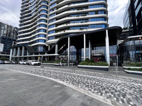 New! Adorable One Bedroom Apt in heart of WWP