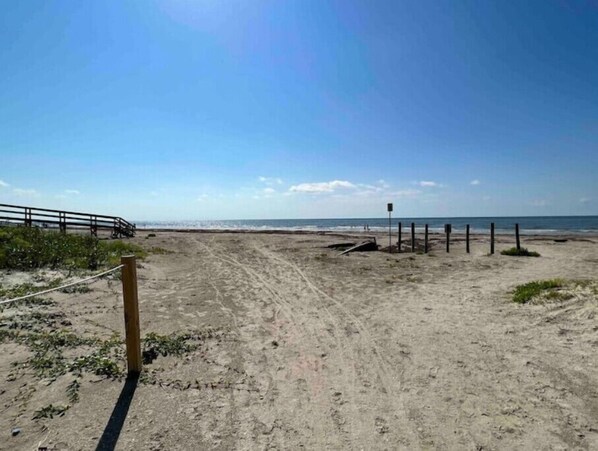 Beach nearby, beach towels