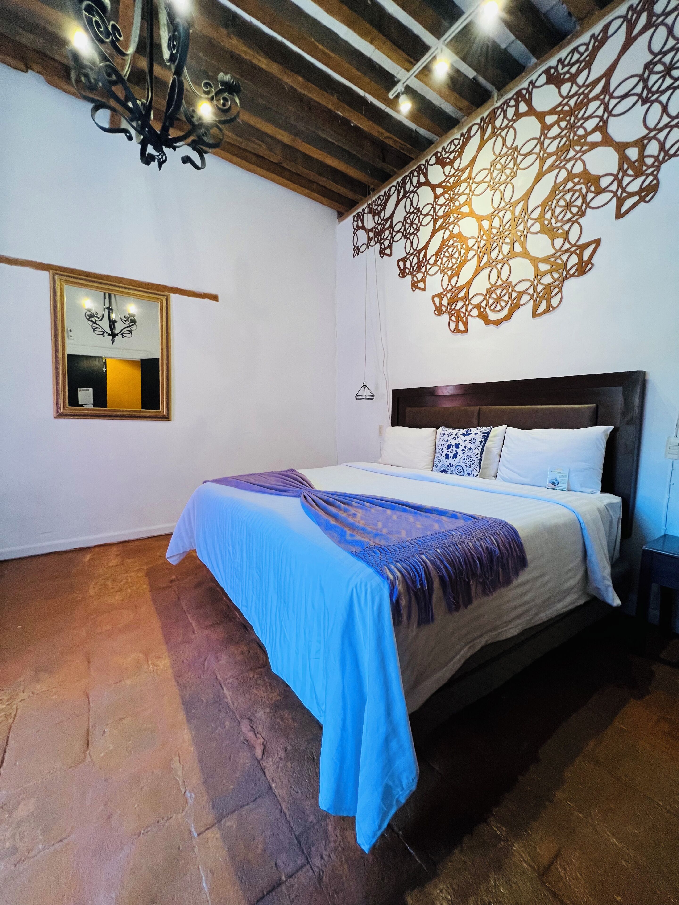 Klassieke studio suite, 1 kingsize bed | Gratis wifi, beddengoed