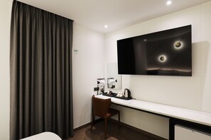 أسرّة بإسفنج يتكيف مع شكل الجسم وواي فاي مجانًا