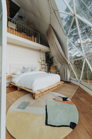 2 chambres, bureau, draps fournis