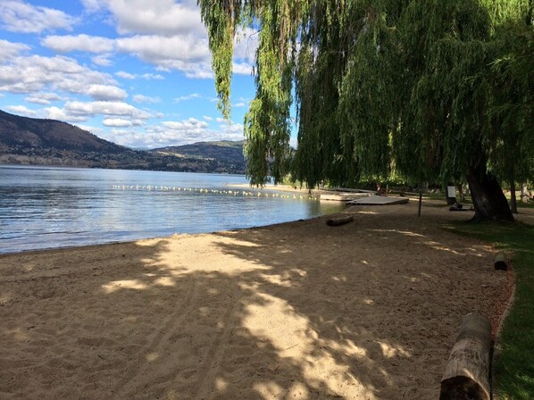 Beach nearby - Naramata Centre (Naramata)