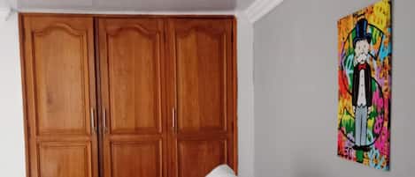1 bedroom, desk, iron/ironing board, free WiFi