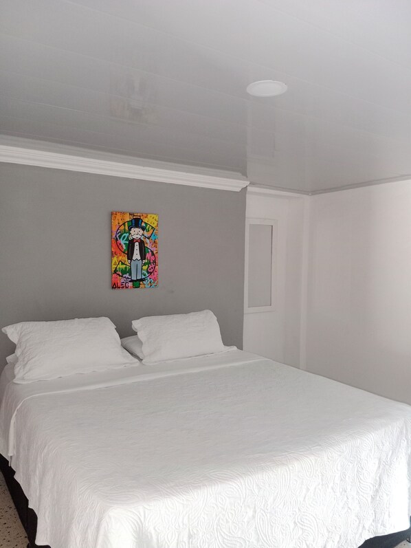 1 makuuhuone, työpöytä, silitysrauta/-lauta, ilmainen Wi-Fi