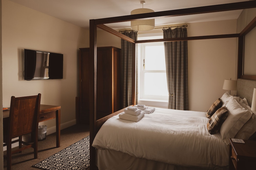 Scalloway Hotel by null